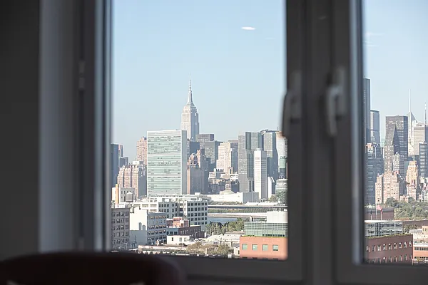 Rented by Stonehenge NYC LLC | media 11