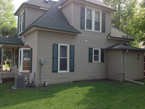 View of the back of house