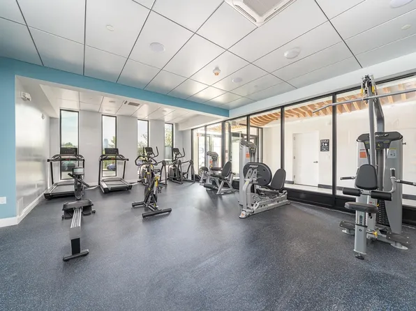 211 Baldwin Avenue image 25 of 35