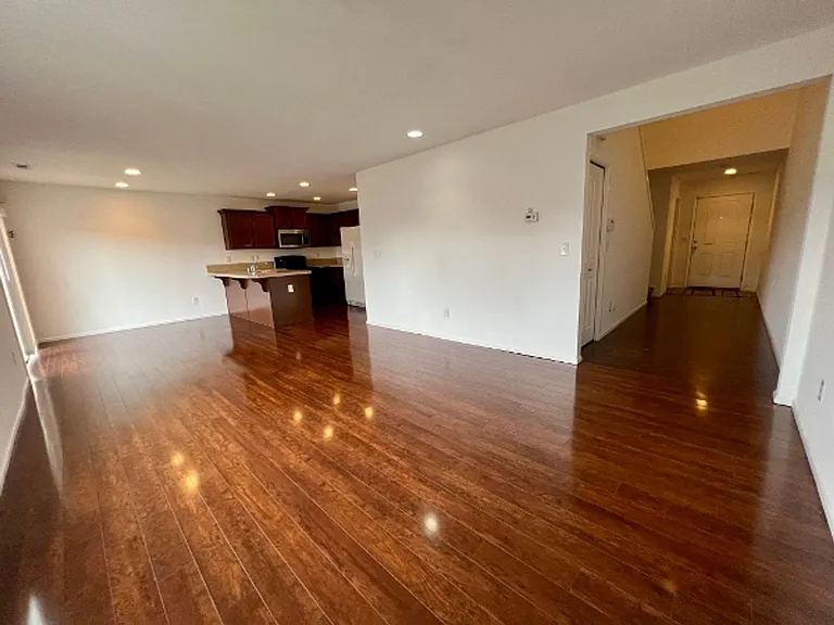 2403 Ridge Gate Ln SW — Photo 5
