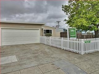 5th image of 2163 Shoreview Ave