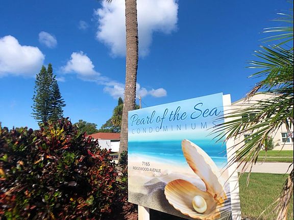 Pearl of the Sea... is one block to the Atlantic Ocean, a peaceful place to live.
