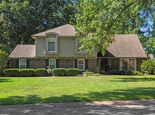 209 W 115th Ter, Kansas City, MO 64114