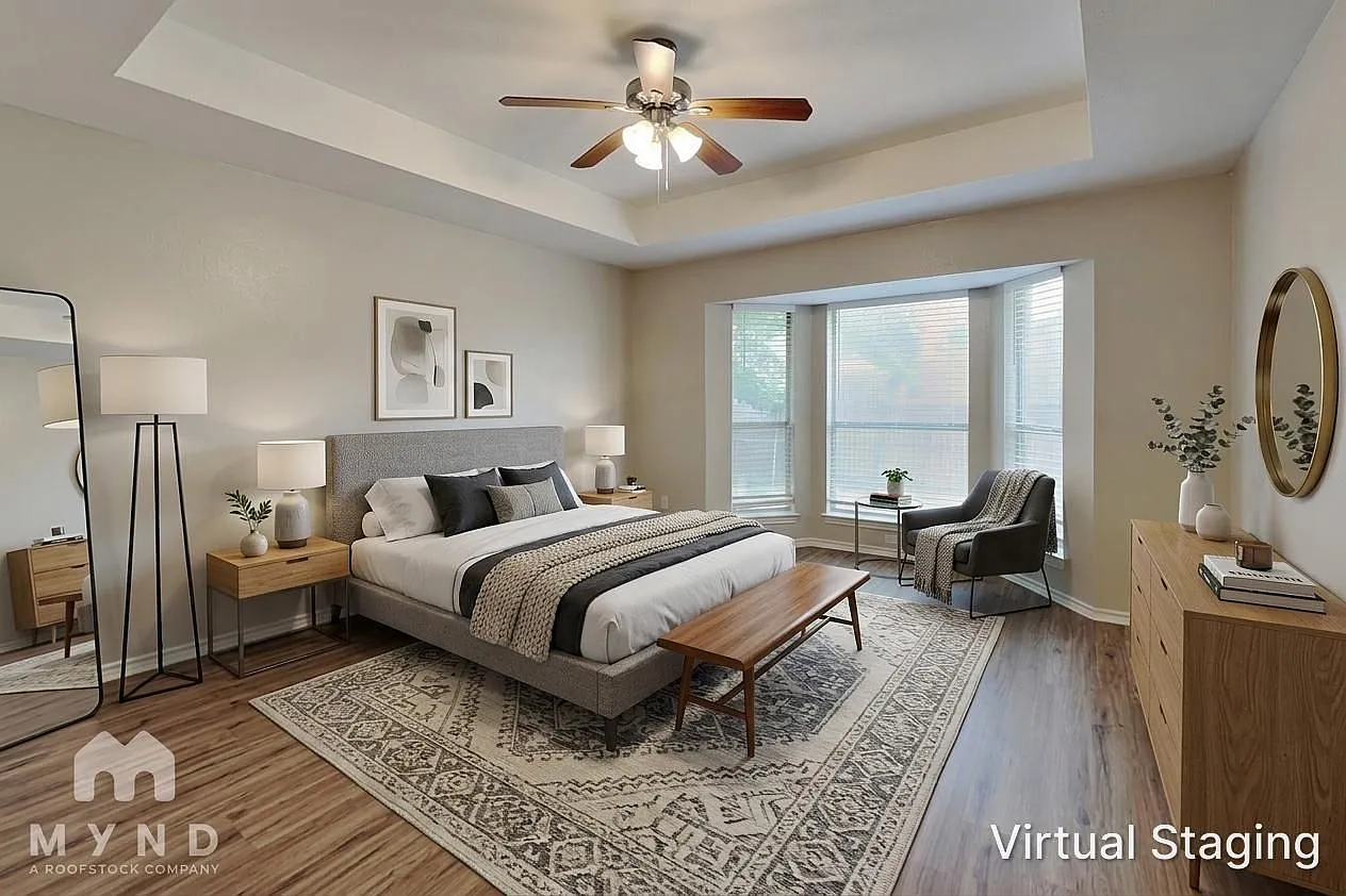 4 bed, 2.0 bath, 2008 sqft, $2,375 — Photo 4
