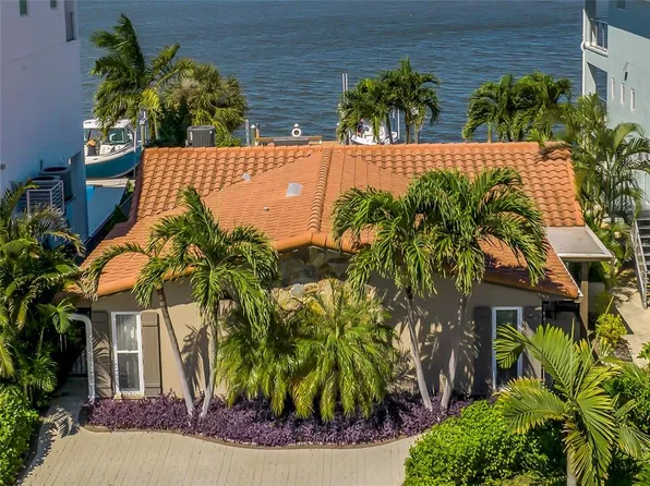 106 WALL STREET, REDINGTON SHORES, FL 33708