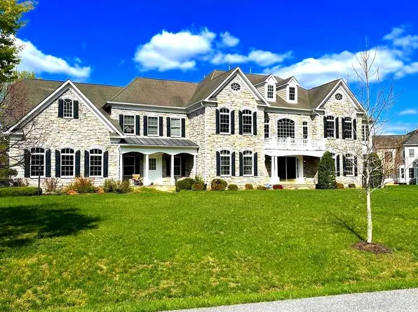 14408 Woodmore Oaks Ct, Bowie, MD 20721