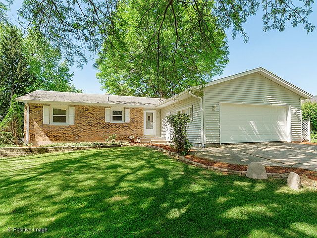 1st image of 22W403 Teakwood Dr