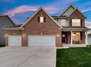 11452 Clyde Dr, Crown Pt, IN 46307
