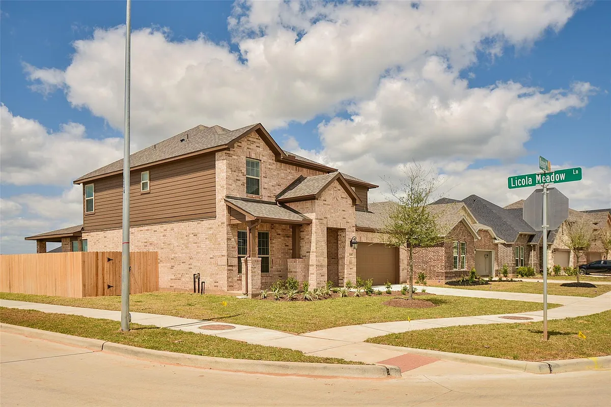 Building Photo - 7826 Kenora Way