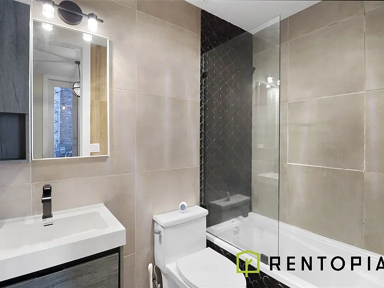 59 Graham Ave #4M — Photo 7