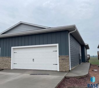 9651 W Tunis Dr, Sioux Falls, SD, 57106