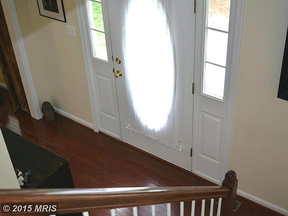 4th image of 2211 Beacon Ln