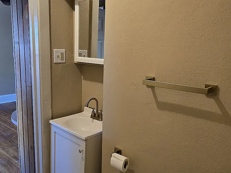 120 Regan St #2E — Photo 10