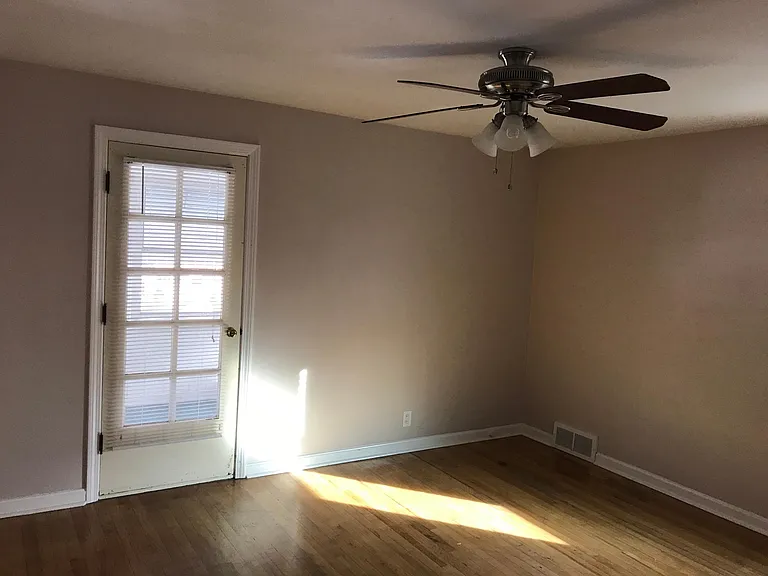 14523 Cedar Rd — Photo 19