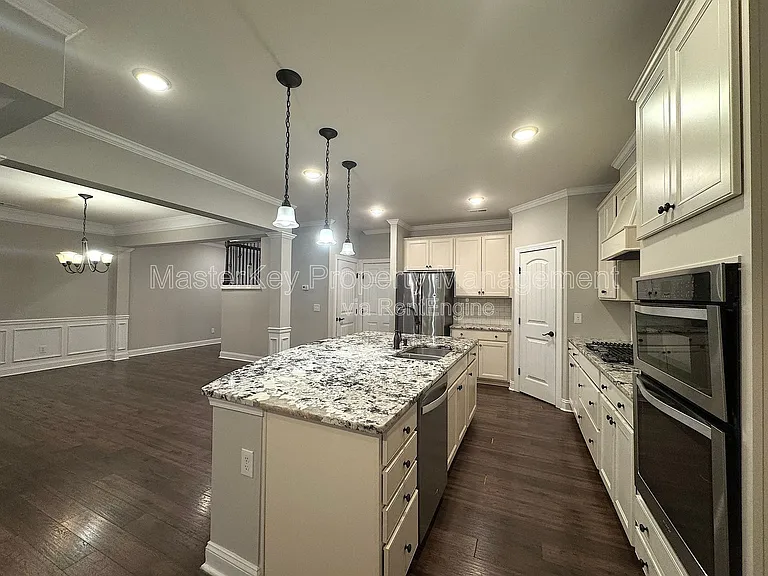 1904 Blue Jay Point — Photo 5