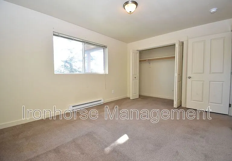 807 W Villard St #21 — Photo 20