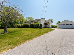 27 Kelly Rd, Salem, NH 03079