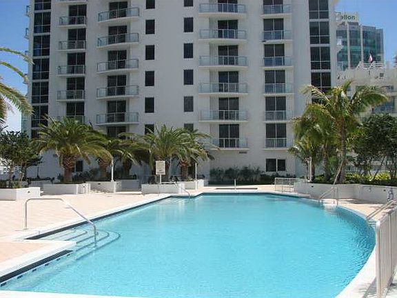 3rd image of 1050 Brickell Ave APT 1820