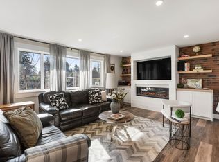 21635 123rd Ave, Maple Ridge, BC V2X 4C4