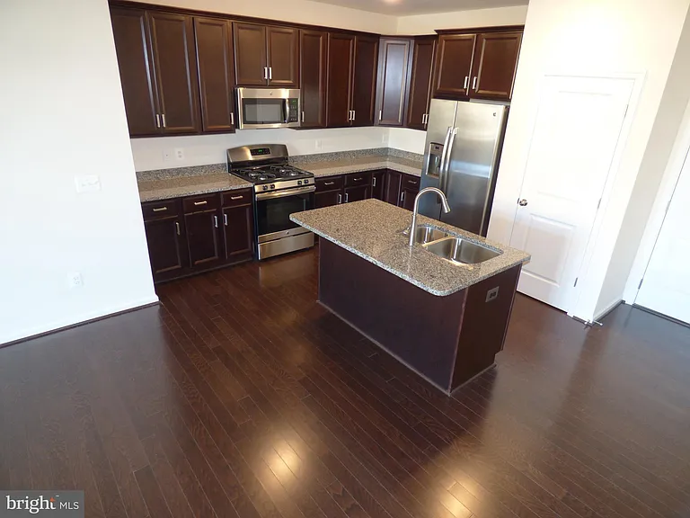 1428 Ribbon Limestone Ter SE #108 — Photo 13