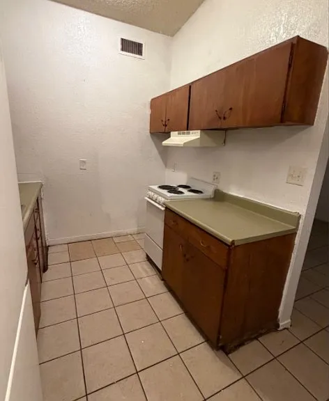 4801 Vermont Ave #B — Photo 1