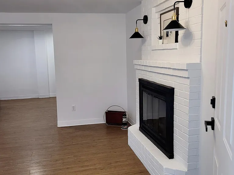 9301 Linden Ave N — Photo 3