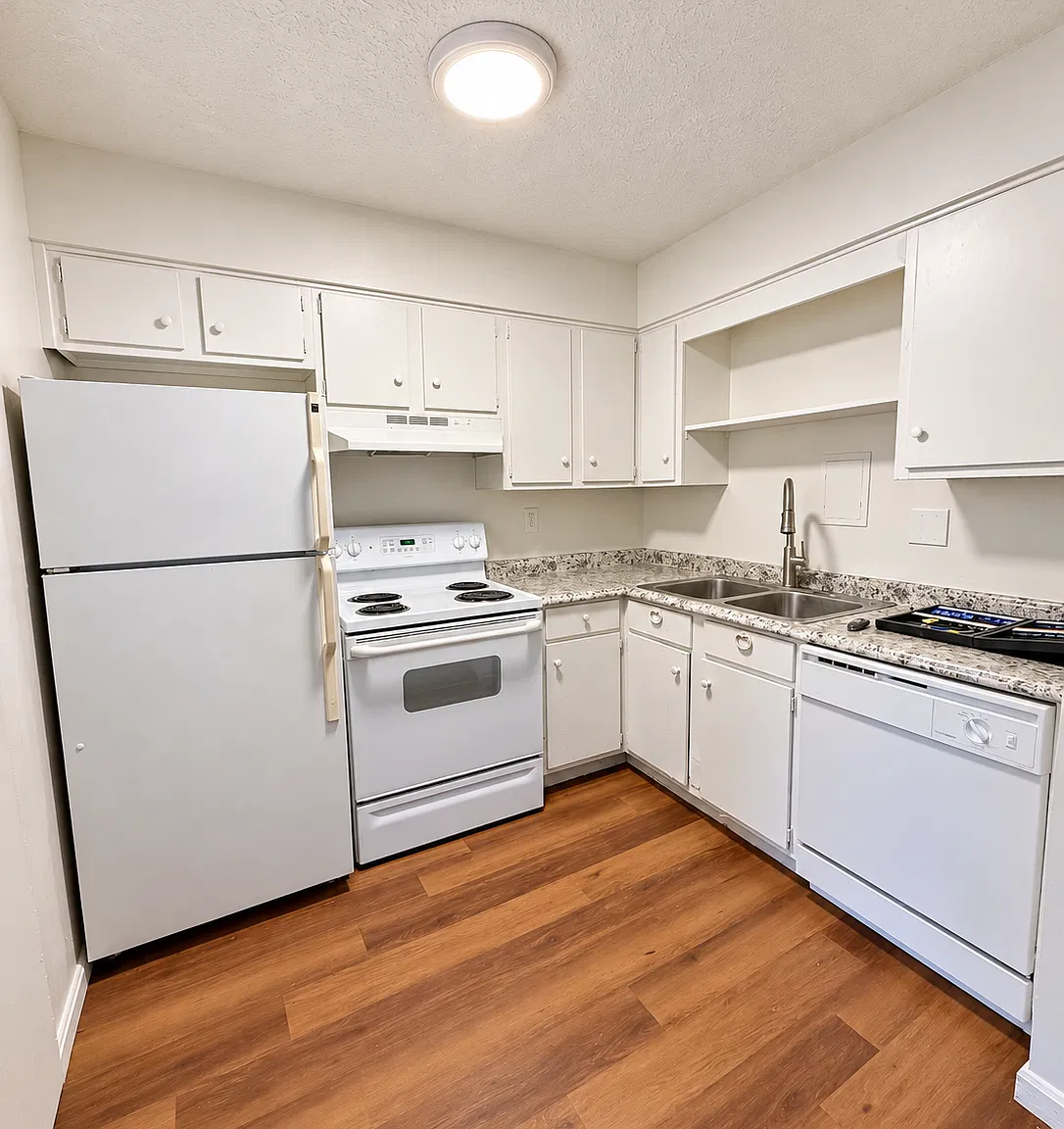 4500 Landside Dr — Photo 1