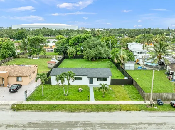 2600 NW 205th St, Miami Gardens, FL 33056