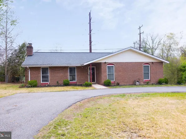 1205 Aquia Dr, Stafford, VA 22554