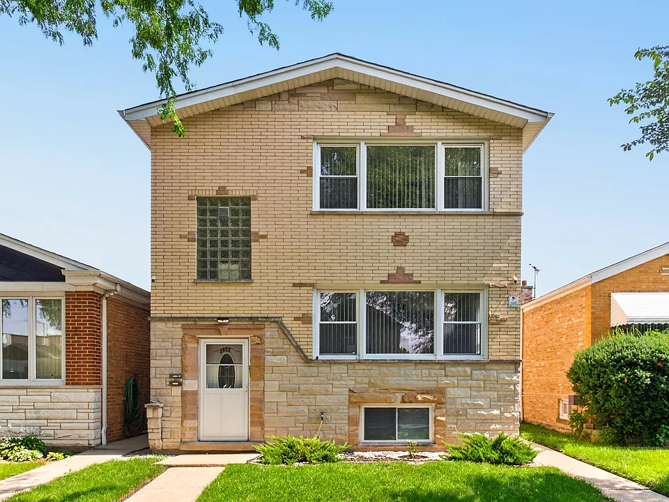 3953 N Oleander Ave #1