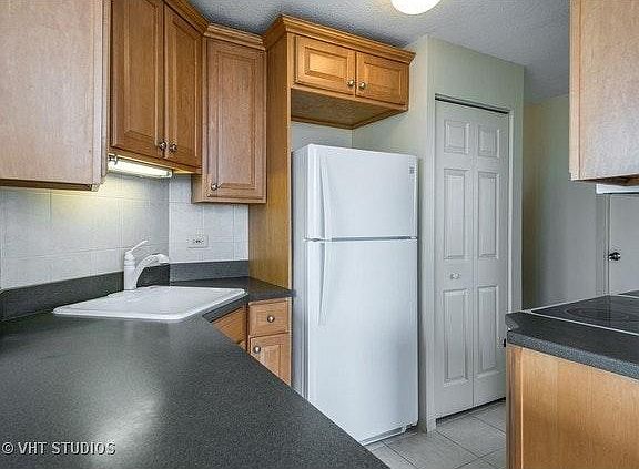 5th image of 5100 N Marine Dr APT 16M