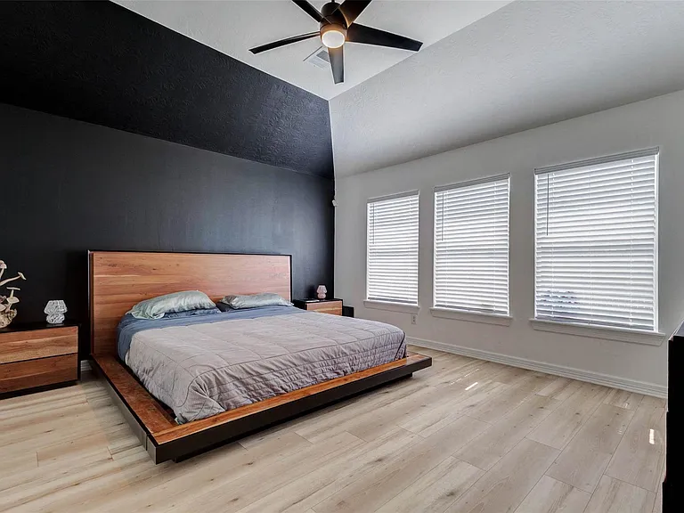 2706 Ridgeglen Ln — Photo 10