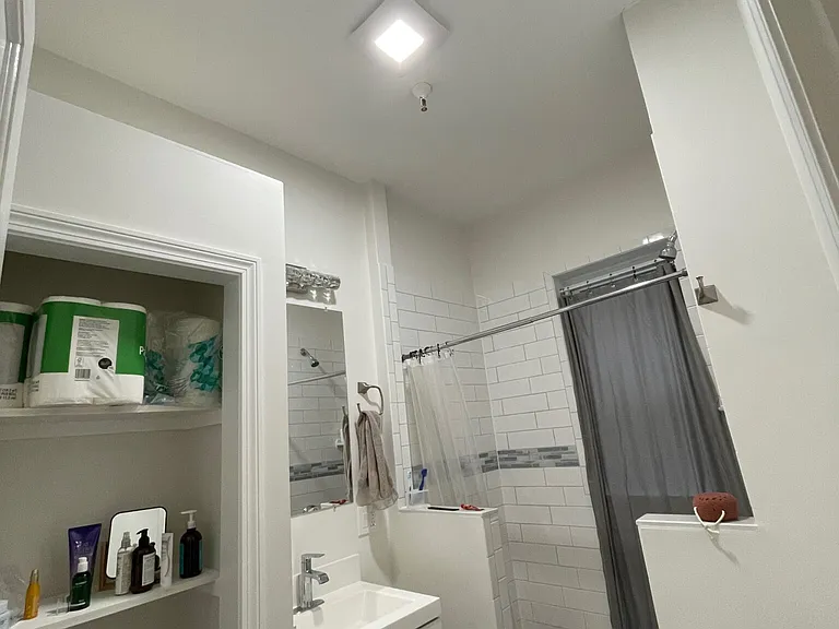 1193 Commonwealth Ave #3 — Photo 14