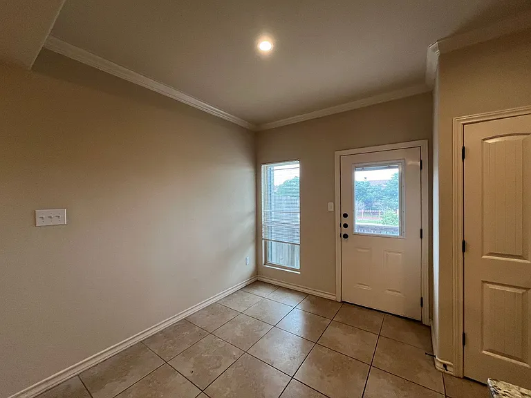 6018 Jax Way #102 — Photo 5