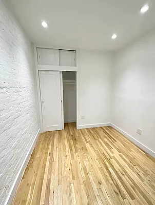 Rented by Compass | media 10