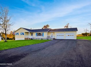 51 Edward Rd, Beach Lake, PA 18405