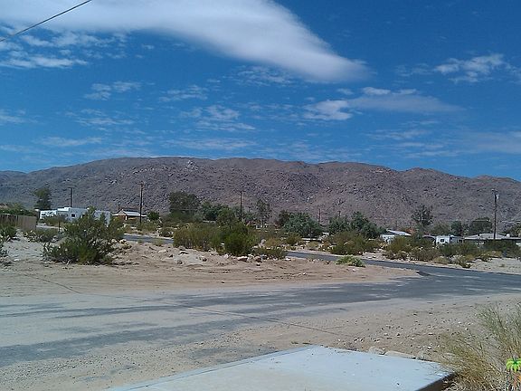 3rd image of 74826 Aladdin Dr