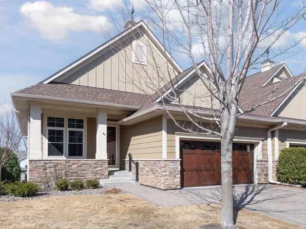 8760 Lake Riley Dr, Chanhassen, MN 55317