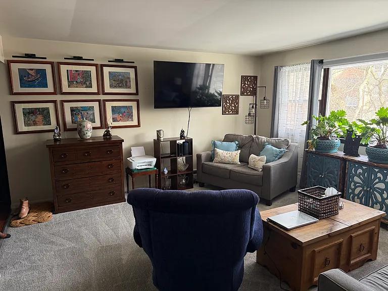 225 Country Club Dr #3D — Photo 2