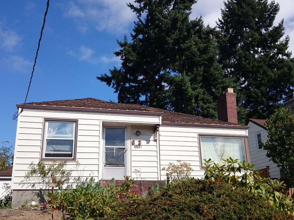 2nd image of 6832 29th Ave NE