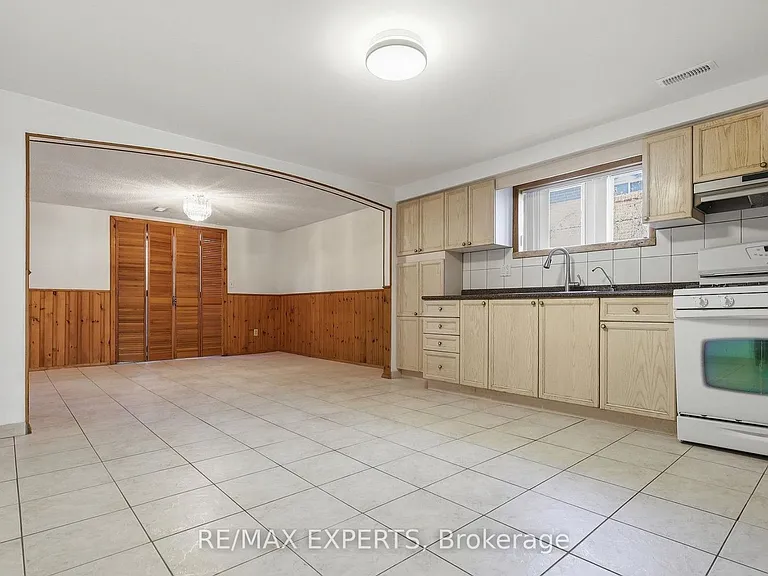 228 Andrew Park #BASEMENT — Photo 5