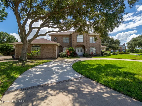 772 Oak Park Dr, Melbourne, FL 32940