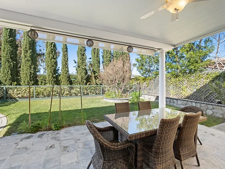 20891 Porter Ranch Rd — Photo 31