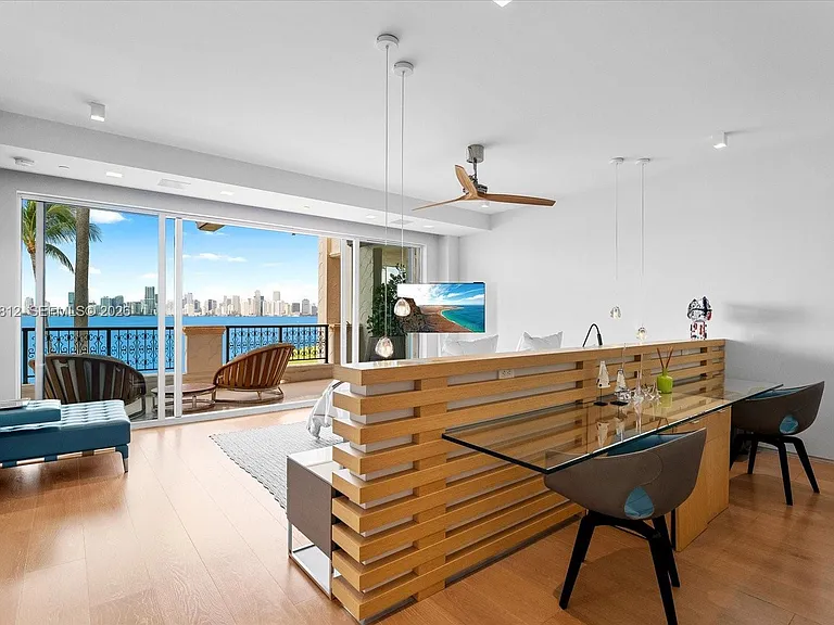 4921 Fisher Island Dr #4921 — Photo 24
