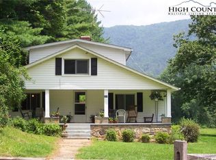 305 Elk Ln, Deep Gap, NC 28618