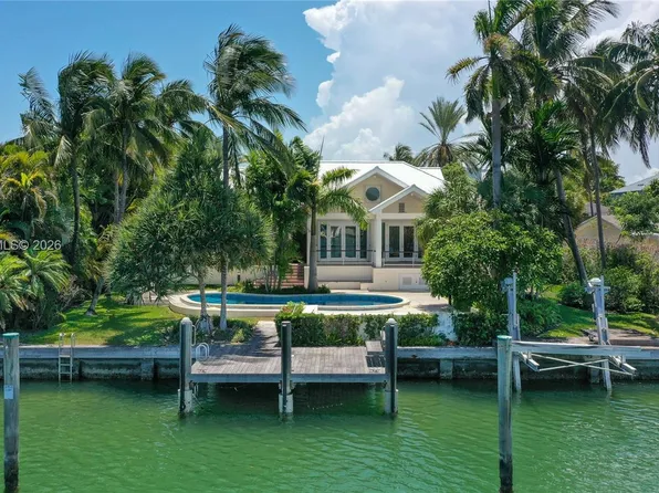 621 N Mashta Dr, Key Biscayne, FL 33149