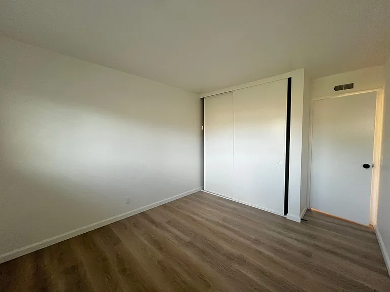 18371 Tamarind St — Photo 20