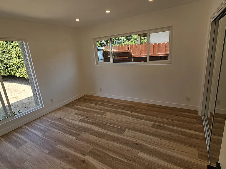 4434 Lowell Ave #1 — Photo 14