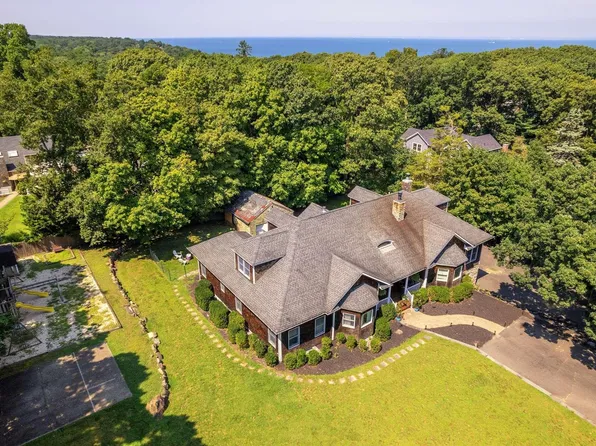 41 Beach Street, Miller Place, NY 11764