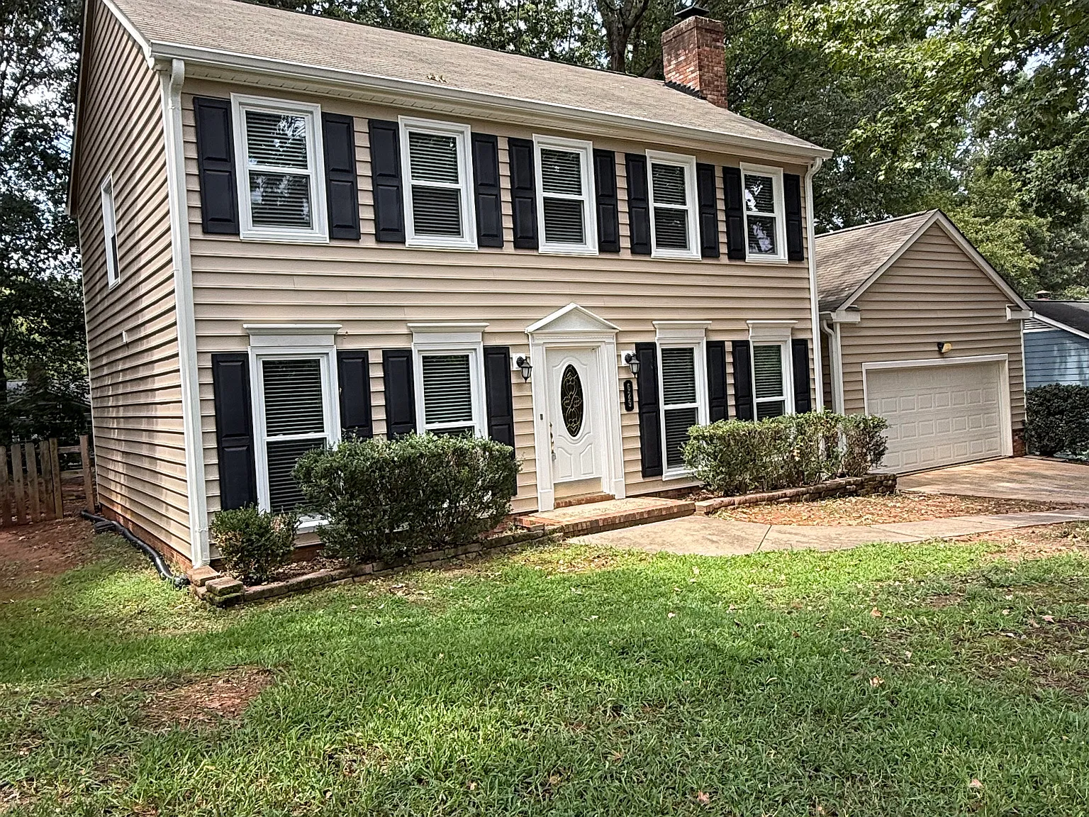 629 Silversmith Ln — Photo 2